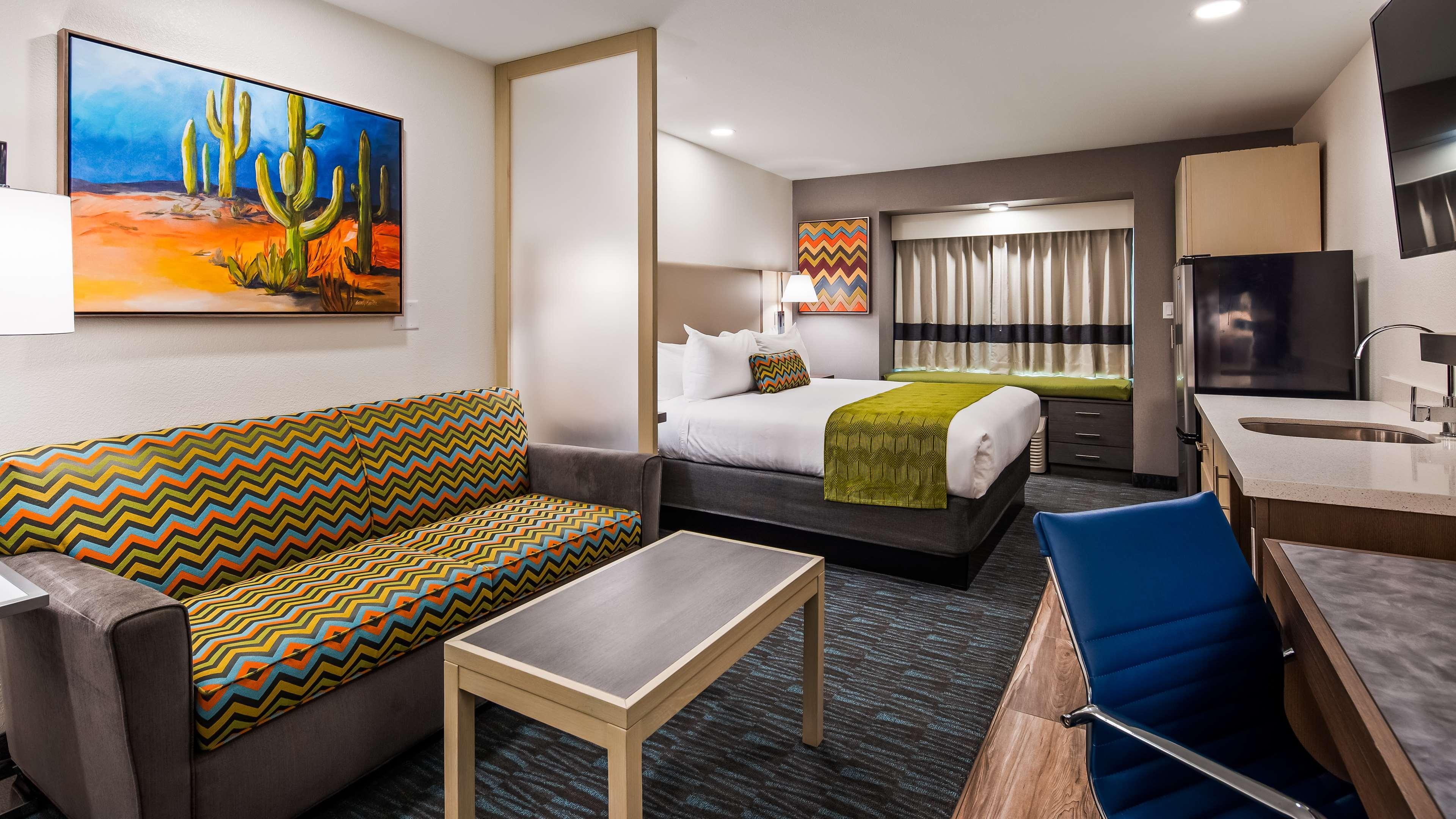 La Quinta Inn & Suites By Wyndham Tulsa Downtown - Route 66 מראה חיצוני תמונה