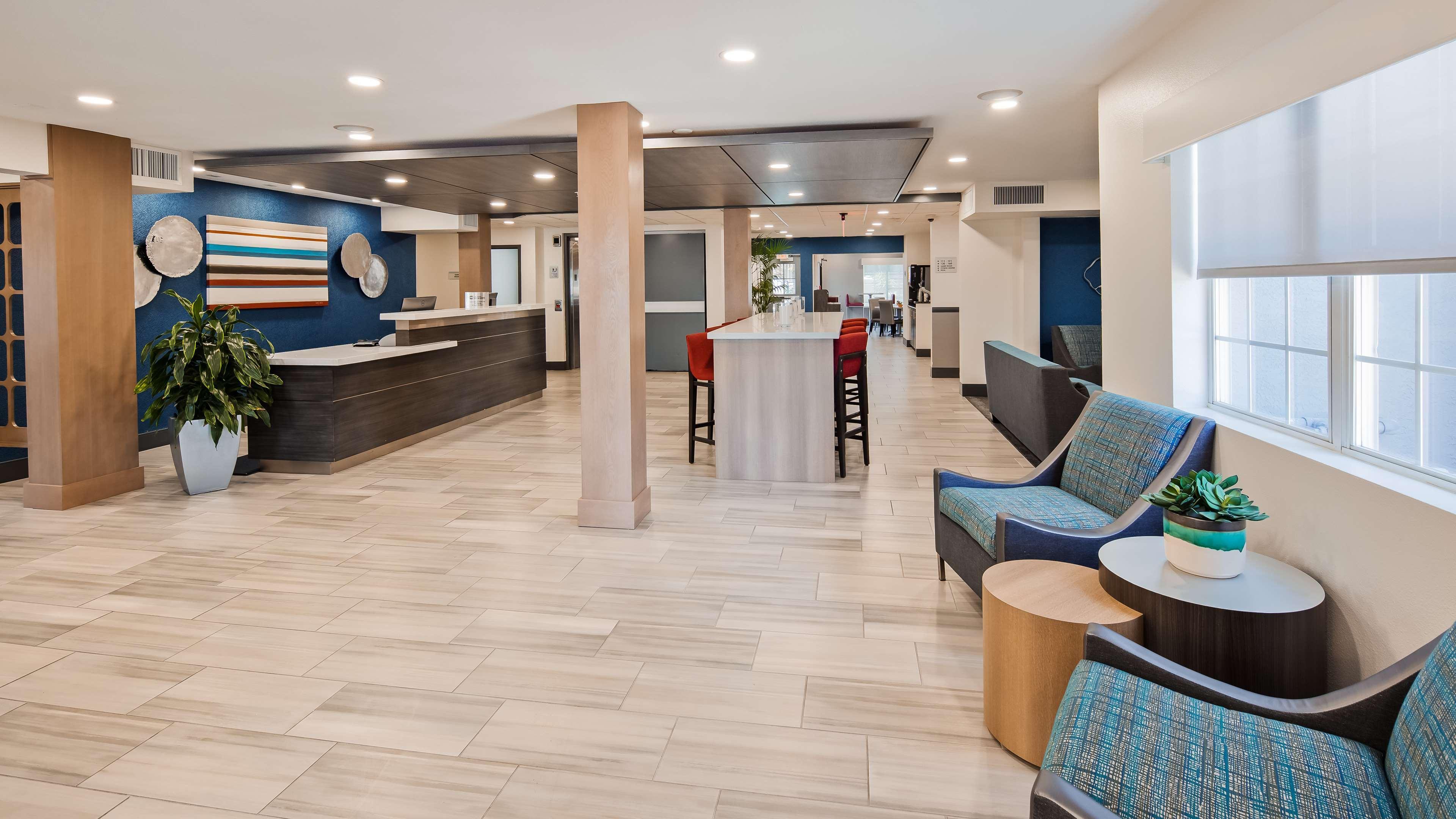 La Quinta Inn & Suites By Wyndham Tulsa Downtown - Route 66 מראה חיצוני תמונה