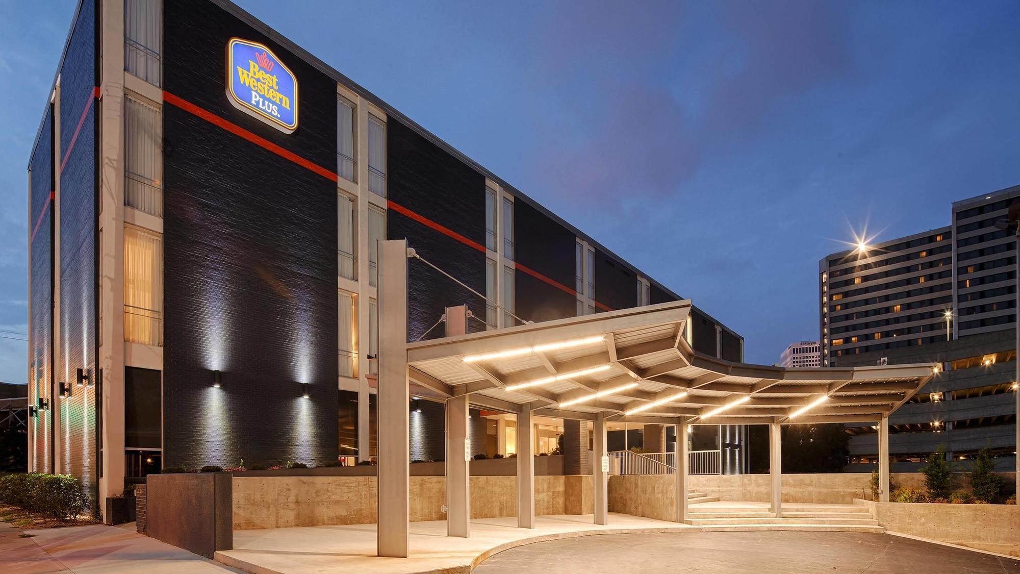 La Quinta Inn & Suites By Wyndham Tulsa Downtown - Route 66 מראה חיצוני תמונה